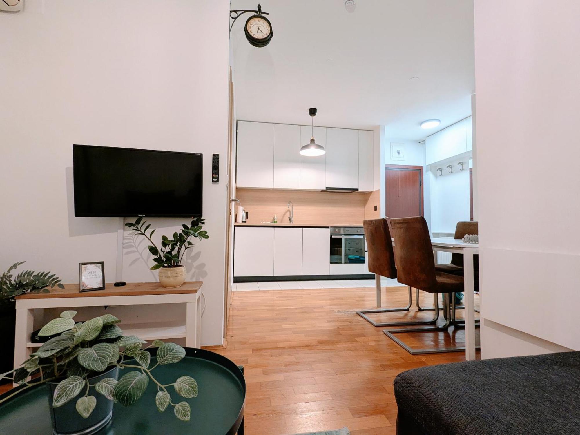 Doma-Lu Apartment-Near Airport And Highway- Free Parking Velika Mlaka 외부 사진